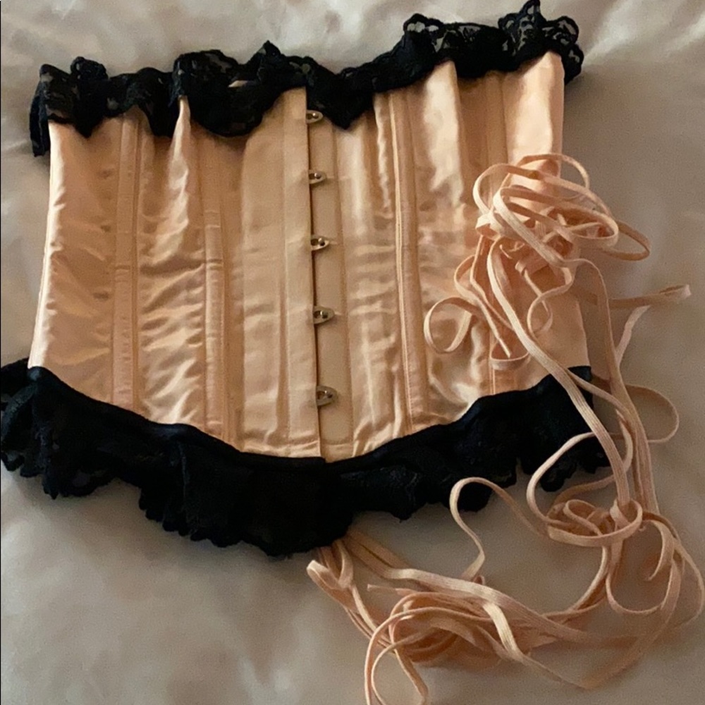 Vollers pink satin with black lace corset